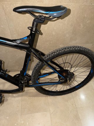Bicicleta GHOST Negra y Azul