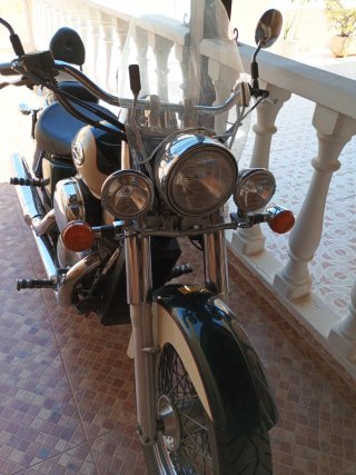 Honda Shadow 750 VT C2 - Menos de 30.000 km