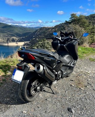 Yamaha T Max 530 DX