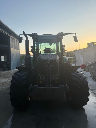 Tractor Fendt 300 Vario