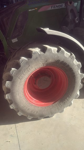 Tractor Fendt 300 Vario