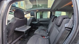 Peugeot 5008 2010