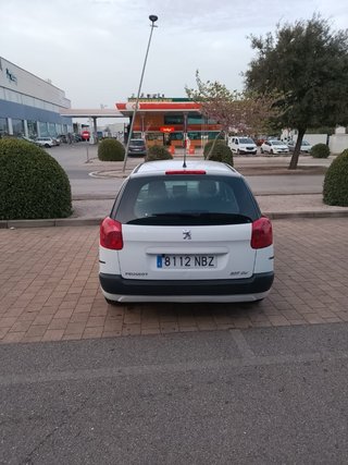 Peugeot 207 2012