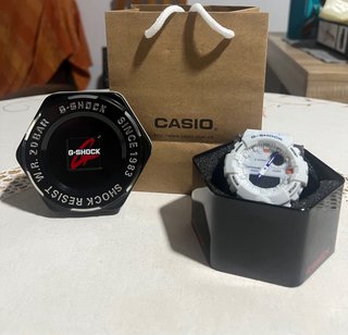Reloj Casio G-Shock Steptracker Blanco