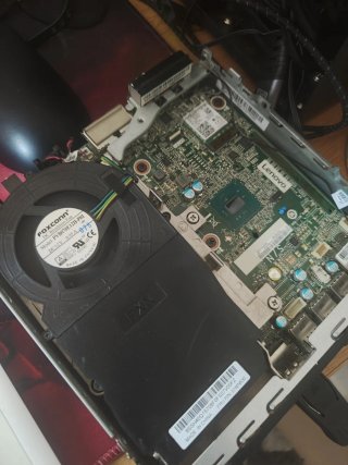 Lenovo M710q Mini PC Negro