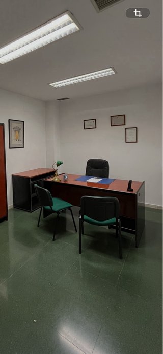 Mesa de ordenador y escritorio madera