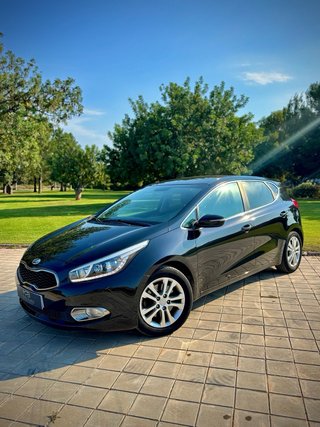 KIA Ceed 2017 (revisiones casa oficial) 187€/MES
