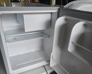 Nevera pequeña Saivod como nueva