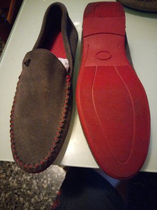 Mocasines Giorgio Armani grises y rojos