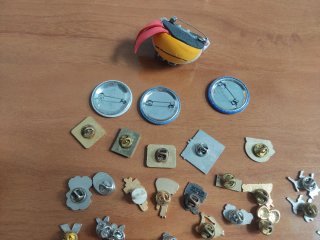 Pins y chapas