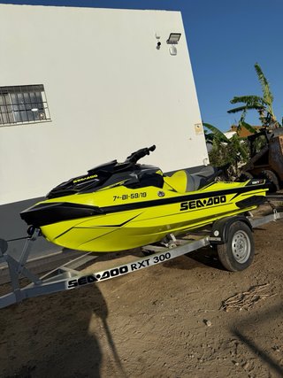 Moto de agua Sea-Doo RXT 300