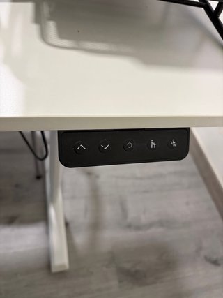 Escritorio eléctrico con altura ajustable