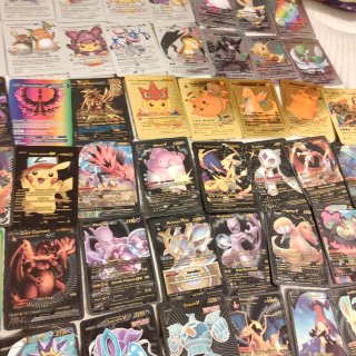 Cartas Pokémon Variadas: Doradas, Plateadas, Negra