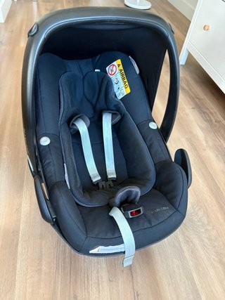Carro Quinny bebé 3 en 1. Capazo y Maxi Cosi