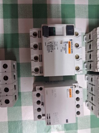 Lote 3 Automaticos/ 1 Diferencial/1 Contactor