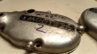 Dos tapas motor Montesa Cota 49cc