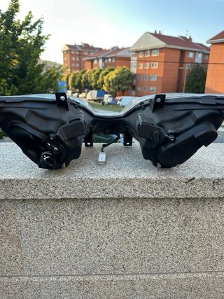 Foco  faro  piaggio mp3  350  -  500