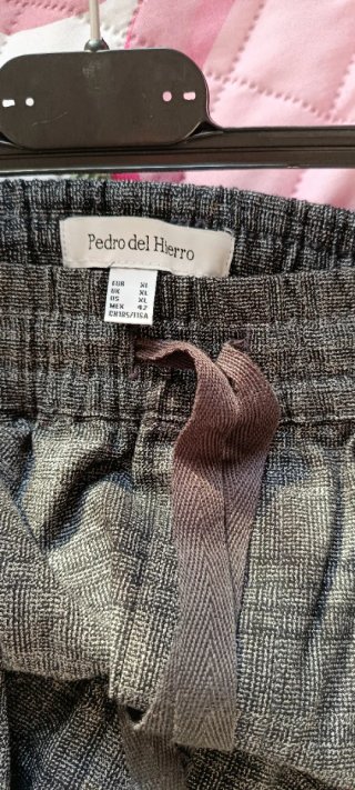 Pantalón gris cuadros Pedro del Hierro
