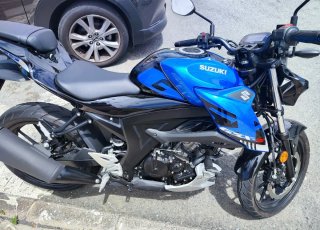 Suzuki GSX-S 125 Naked Azul