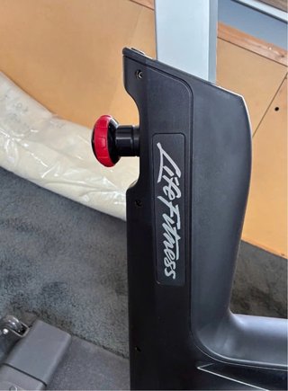 Life Fitness Tomahawk IC4