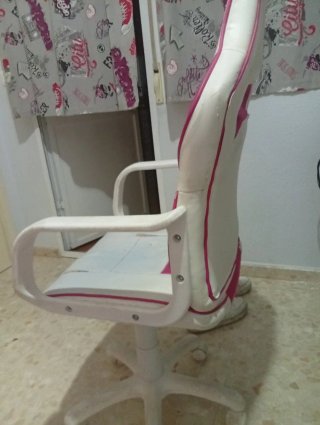 Silla gamer , no ago envíos