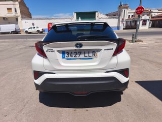Toyota C-HR 2021