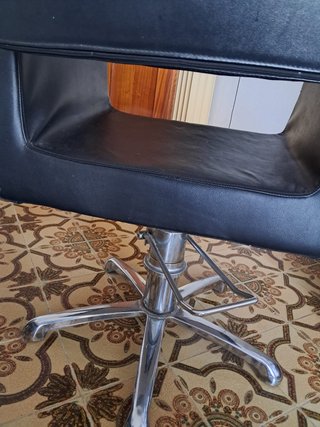 Sillon de peluqueria Regulable en alturas
