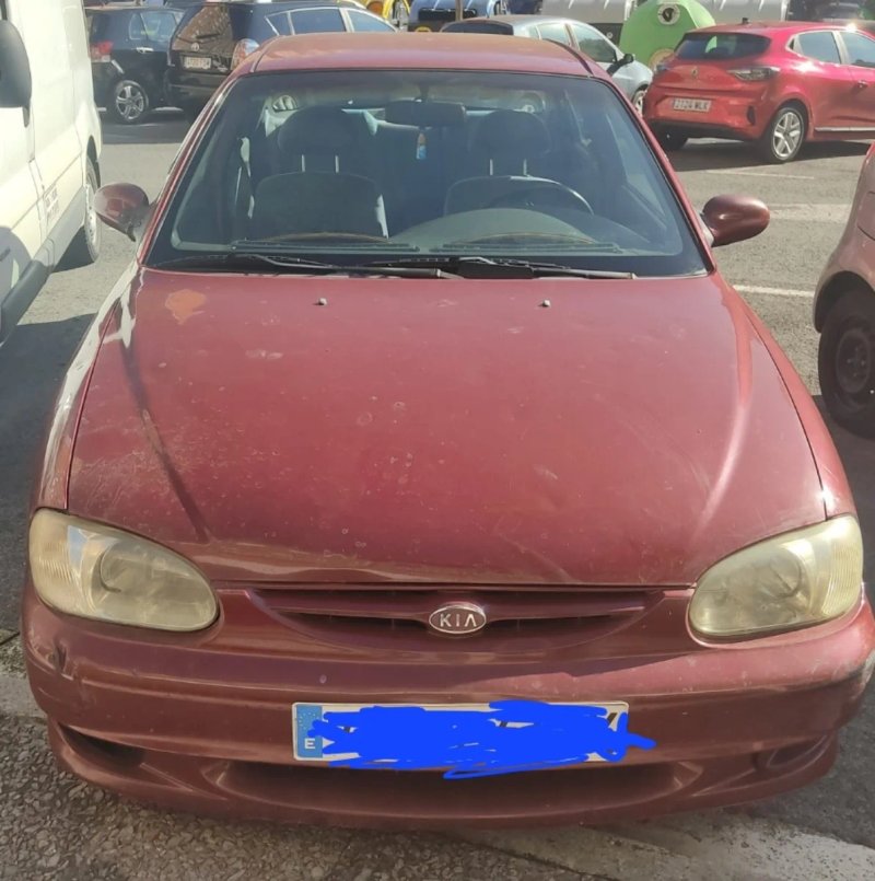 KIA Sephia 1999 - foto 1