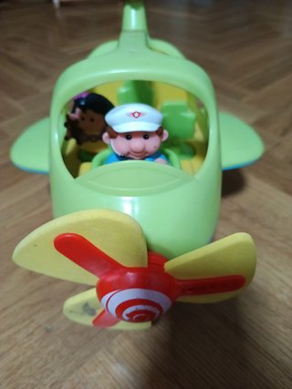 Avión de juguete musical