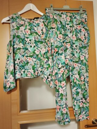 Conjunto blusa y pantalón floral mujer