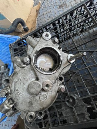 Soporte Bomba Alta Peugeot Boxter