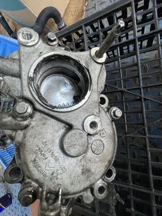 Soporte Bomba Alta Peugeot Boxter