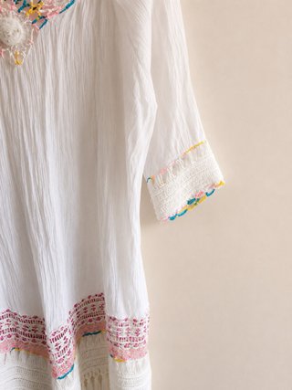 Vestido ibicenco con flecos