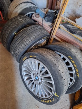 Neumáticos Pirelli P Zero Slick 75%