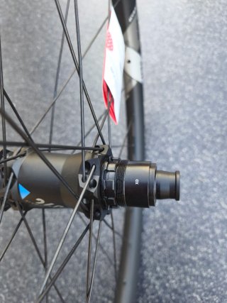 Rueda Trasera *NUEVA* DT SWISS HXC 1501 27'5" XD