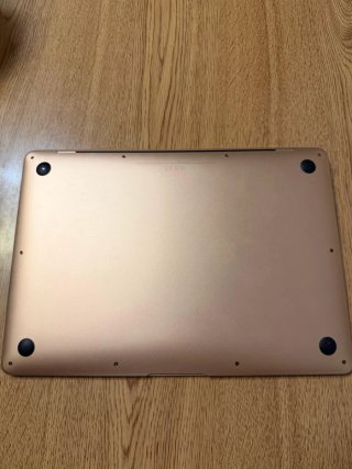 MacBook Air Retina 13” 2019 - Intel i5, 8GB RAM