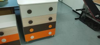 Cama infantil con cajones