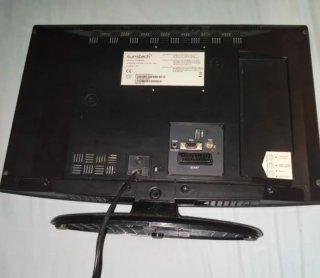 Monitor compacto de 18 pulgadas (HDMI / VGA)