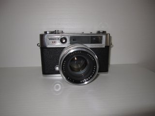 Yashica Lynx-14E Cámara Analógica 35mm F1.4