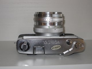 Yashica Lynx-14E Cámara Analógica 35mm F1.4