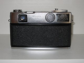 Yashica Lynx-14E Cámara Analógica 35mm F1.4