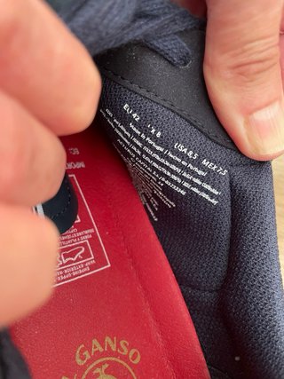 Zapatillas de la marca “El Ganso” de la talla 42