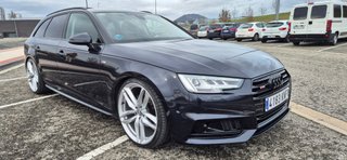 Audi A4 2.0tdi S LINE BLACK LINE