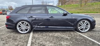 Audi A4 2.0tdi S LINE BLACK LINE