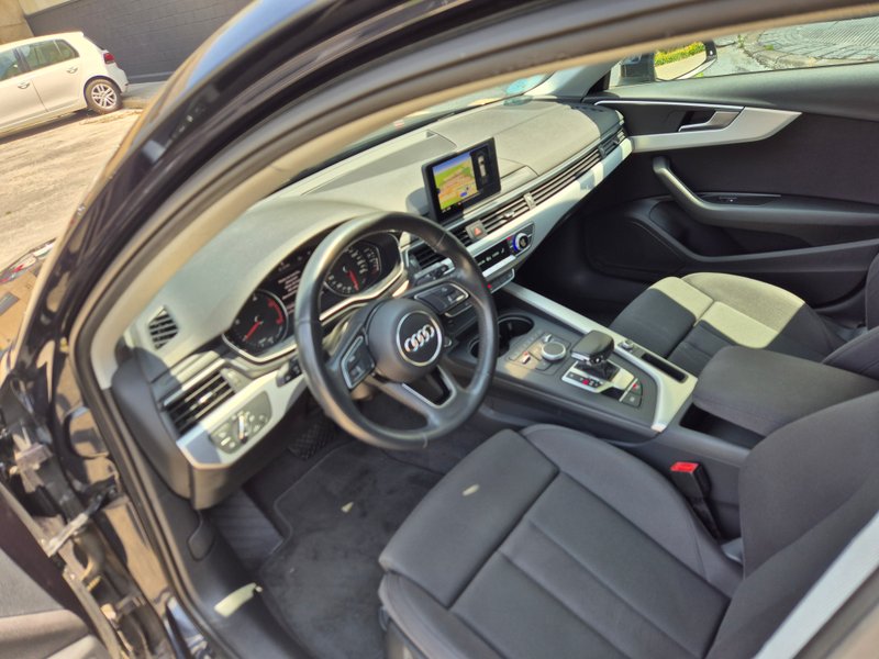 Audi A4 AVANT 2.0 TDI S line edition 2018, foto 14