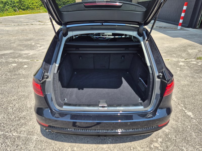 Audi A4 AVANT 2.0 TDI S line edition 2018, foto 13