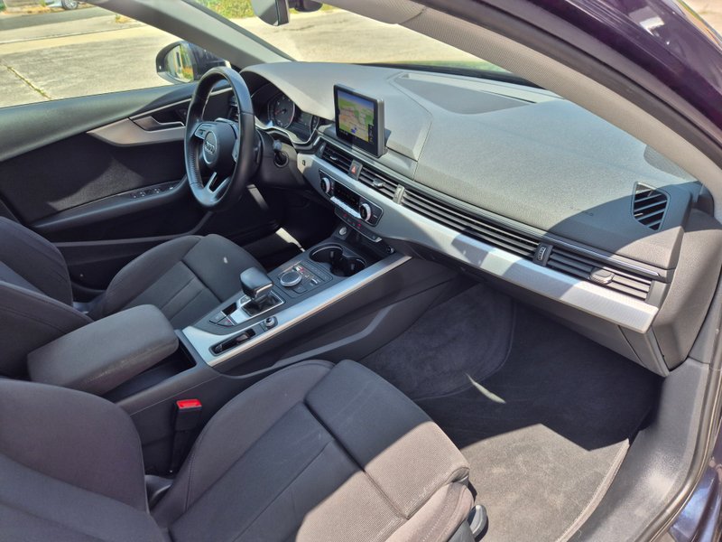 Audi A4 AVANT 2.0 TDI S line edition 2018, foto 29
