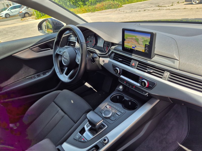 Audi A4 AVANT 2.0 TDI S line edition 2018, foto 31