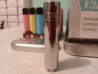 25 Encendedores + REGALO clipper colección metal