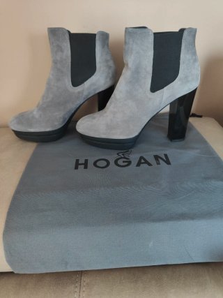 Stivaletti Hogan grigio camoscio tacco largo